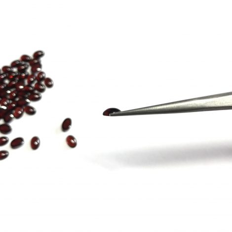 4x5mm Natural Red Garnet Oval Cabochon