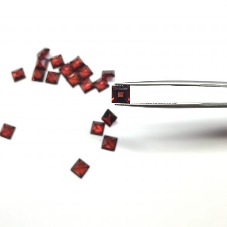 6mm Natural Red Garnet Square Faceted Gemstone
