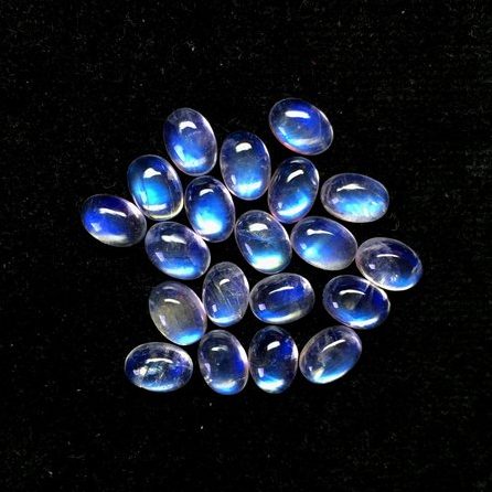 4x5mm Natural Rainbow Moonstone Oval Cabochon