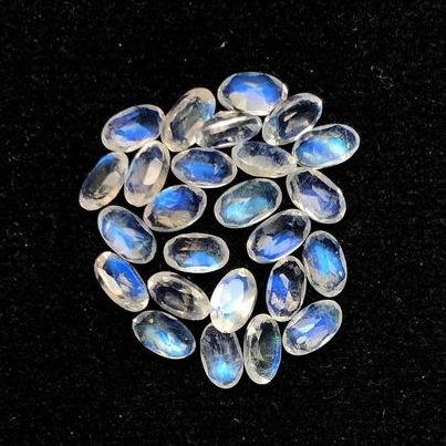 3x5mm Natural Rainbow Moonstone Oval Faceted Gemstone